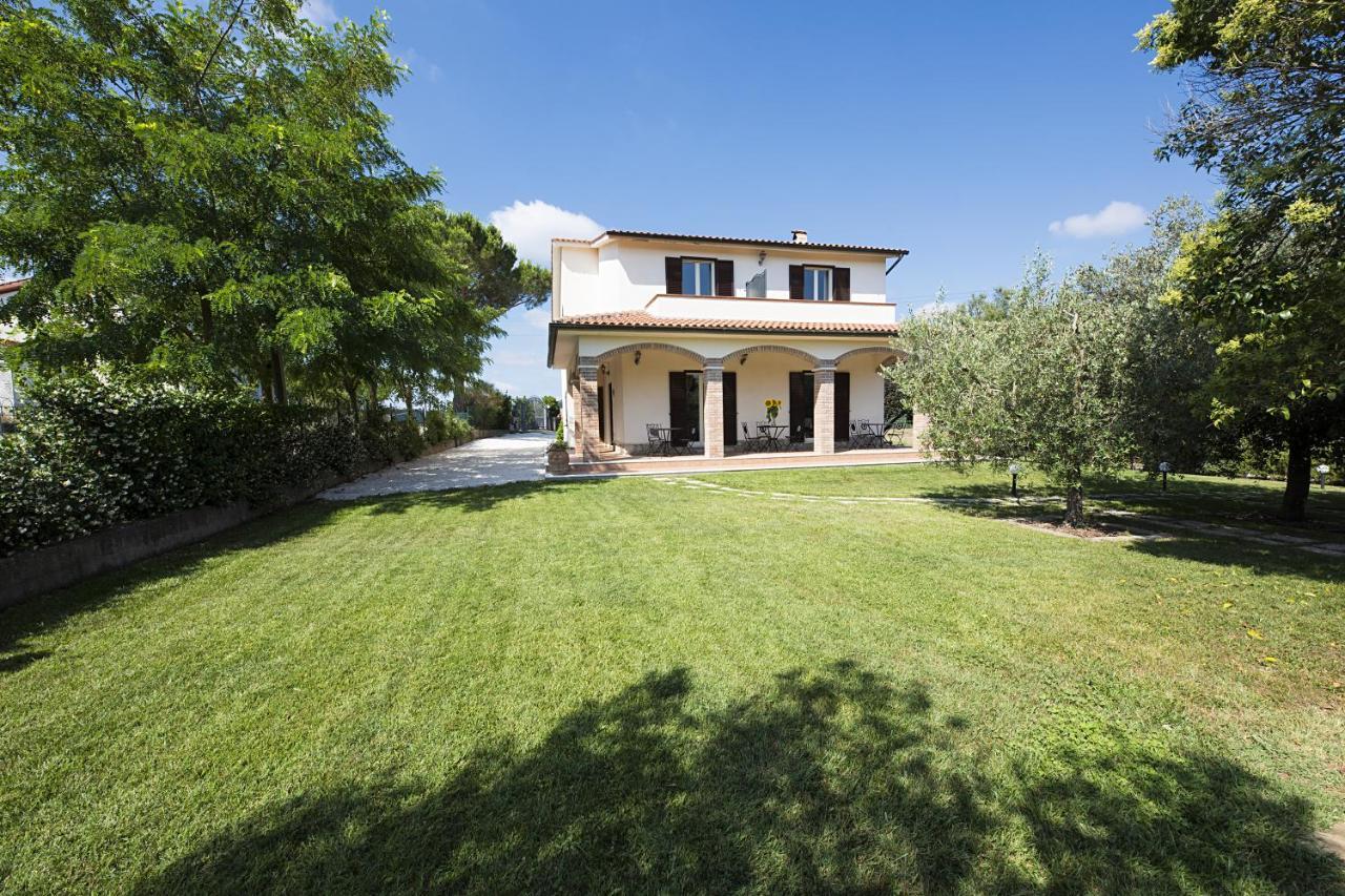 Agriturismo Il Fontanile マルシリアナ エクステリア 写真