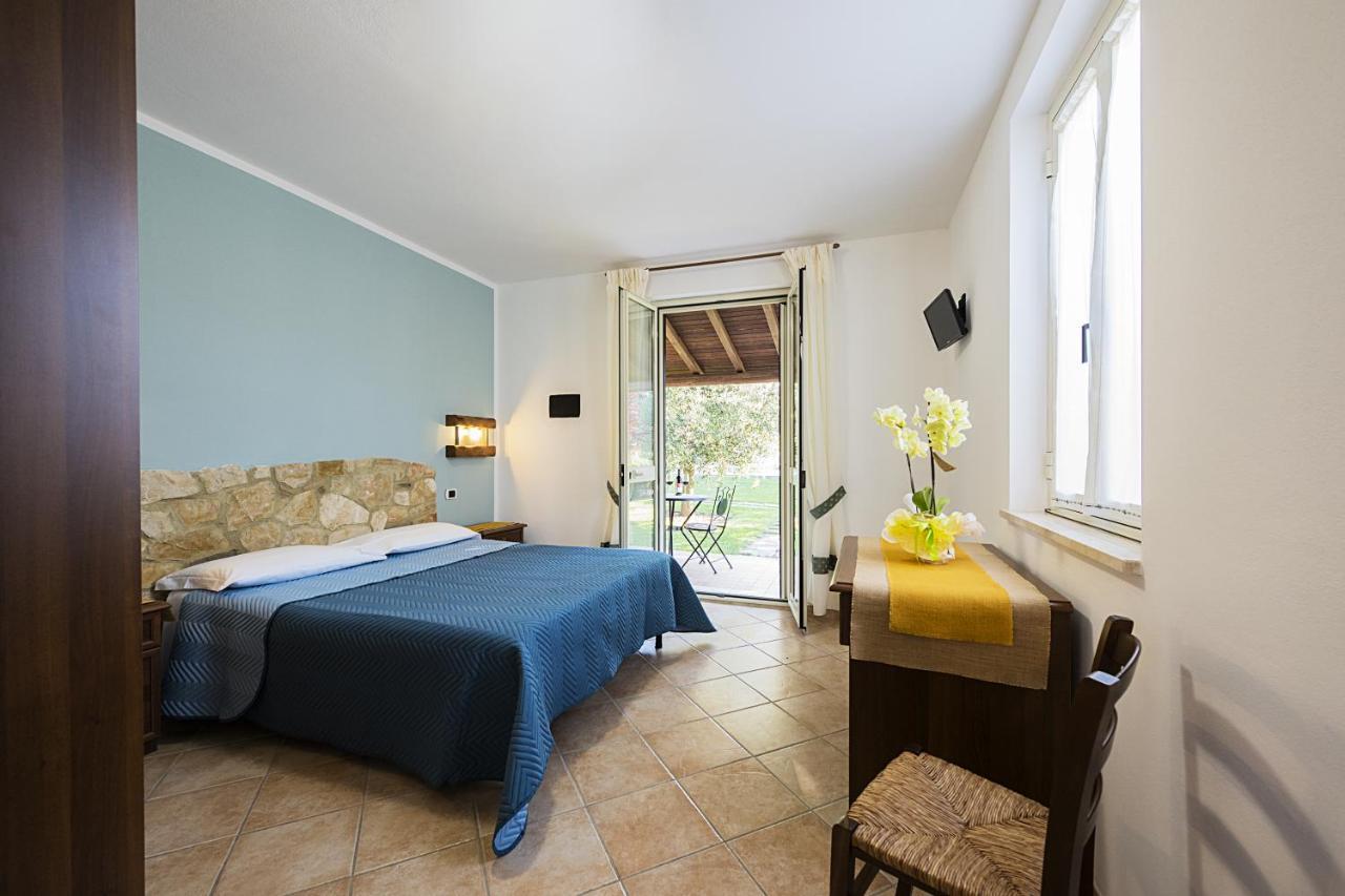 Agriturismo Il Fontanile マルシリアナ エクステリア 写真