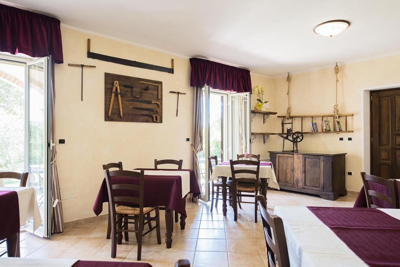 Agriturismo Il Fontanile マルシリアナ エクステリア 写真